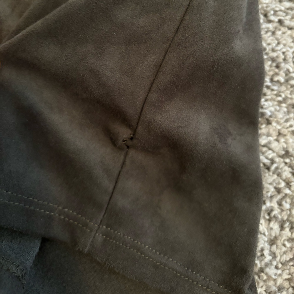 LE LIS Deep Olive Velvet Shorts - Picture 6 of 7